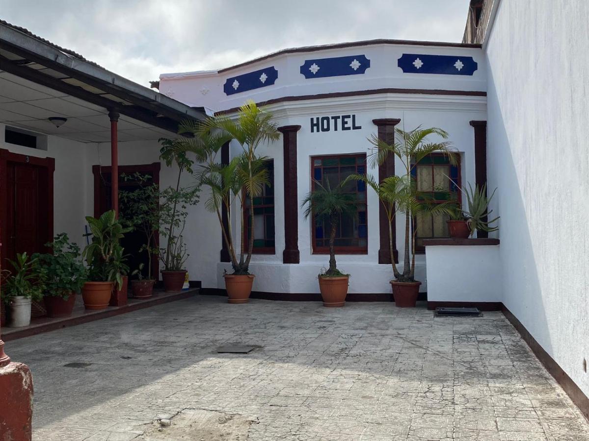 Hotel Malybu Guatemala-Stad Buitenkant foto
